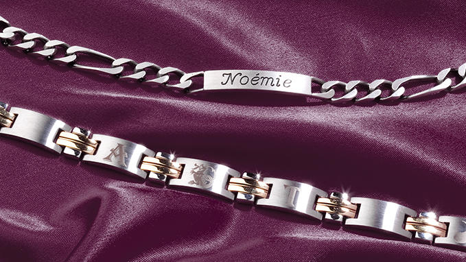 Engraving of chain bracelets with texts or symbols