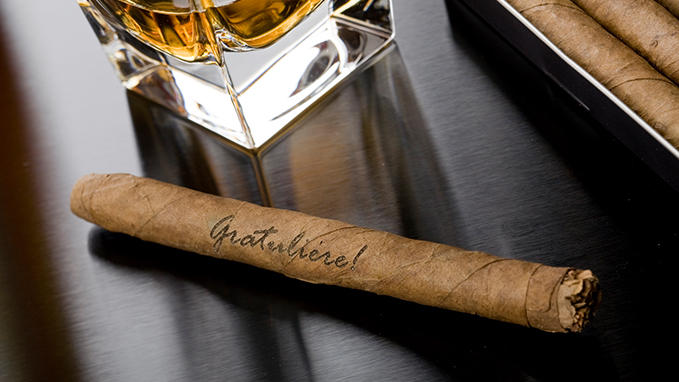 Original gift: laser marking on cigars