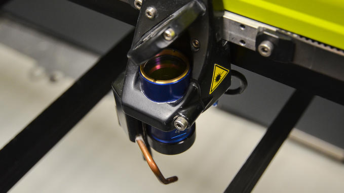 Focal lenses for laser machines