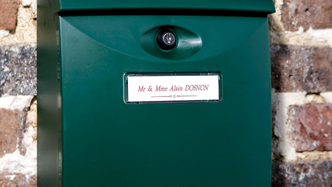 Engraving of letterbox labels